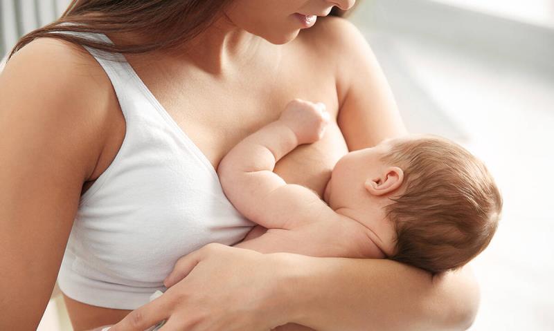 Γνωρίζατε ότι το μητρικό γάλα έχει αντισηπτικές ιδιότητες;