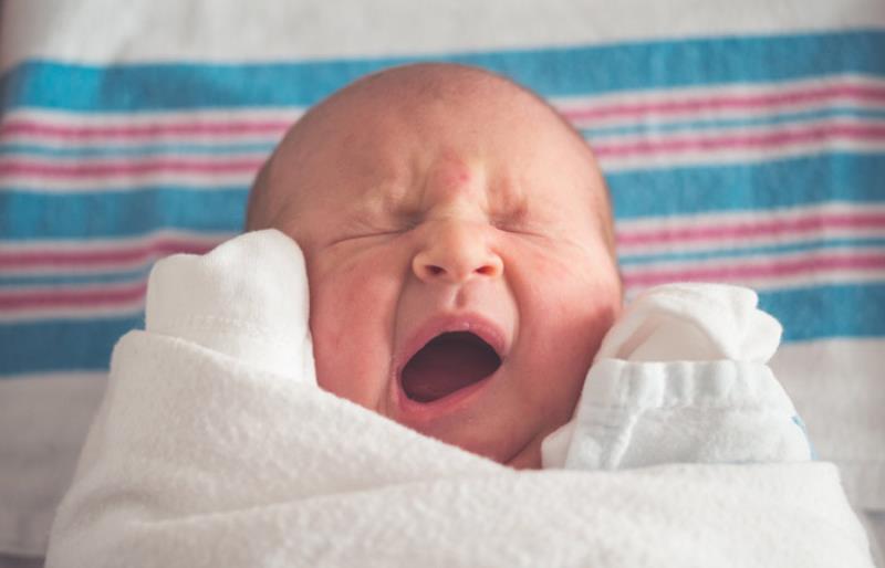 10 πράγματα που πρέπει να ξέρεις για τα νεογέννητα μωράκια