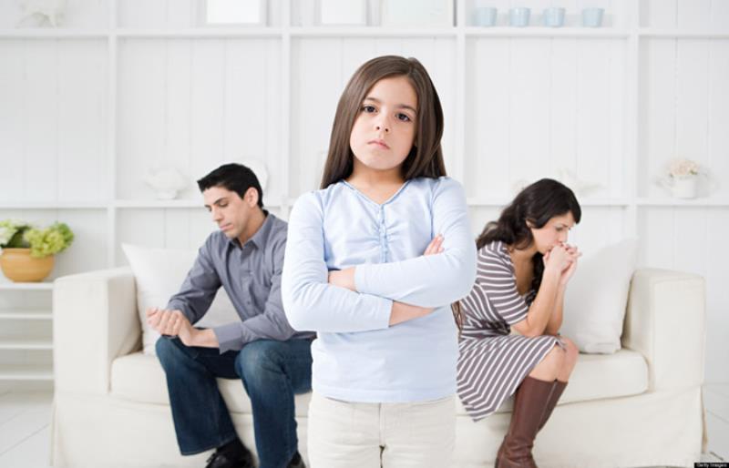 Αντιδράσεις των παιδιών προσχολικής ηλικίας μετά το διαζύγιο και πώς να τις διαχειριστείτε.